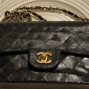 Vintage Chanel Double Flap Bag from the 1990's. 24 carat gold plated clasp.